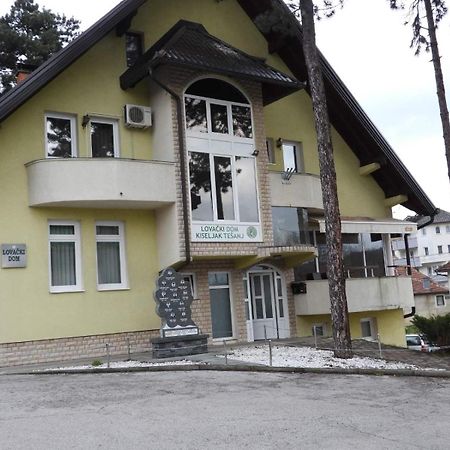 Restoran&Motel And Apartmants Lovacka Prica Tesanj Zewnętrze zdjęcie
