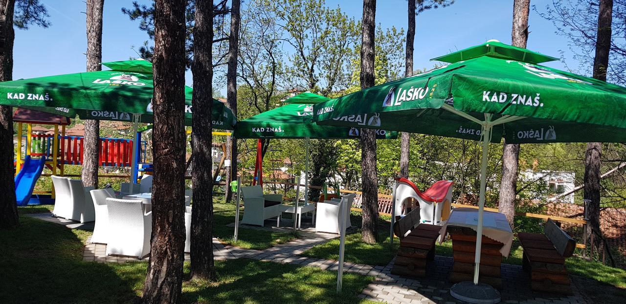 Restoran&Motel And Apartmants Lovacka Prica Tesanj Zewnętrze zdjęcie