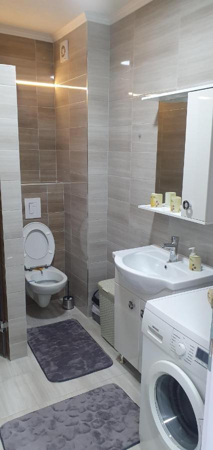 Restoran&Motel And Apartmants Lovacka Prica Tesanj Zewnętrze zdjęcie