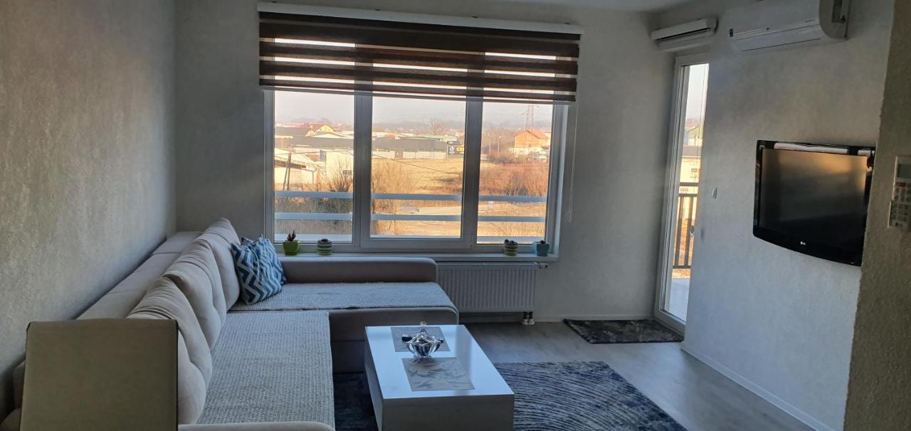 Restoran&Motel And Apartmants Lovacka Prica Tesanj Zewnętrze zdjęcie